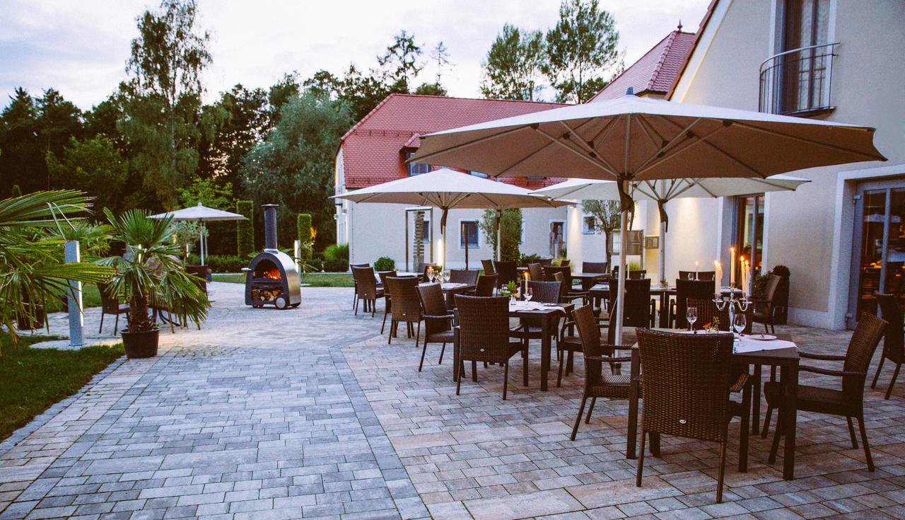 Hotel Glutschaufel Eschenbach in der Oberpfalz エクステリア 写真