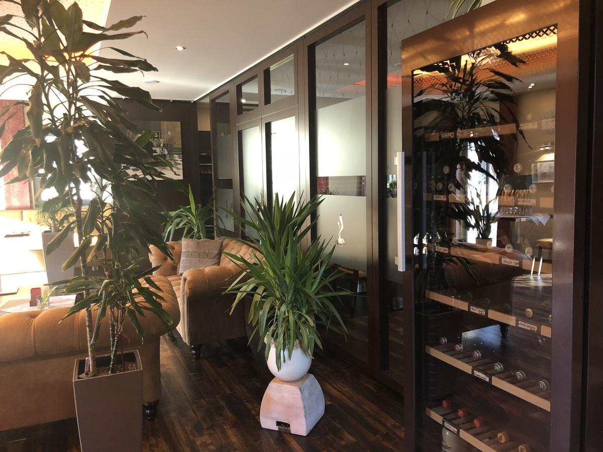 Hotel Glutschaufel Eschenbach in der Oberpfalz エクステリア 写真